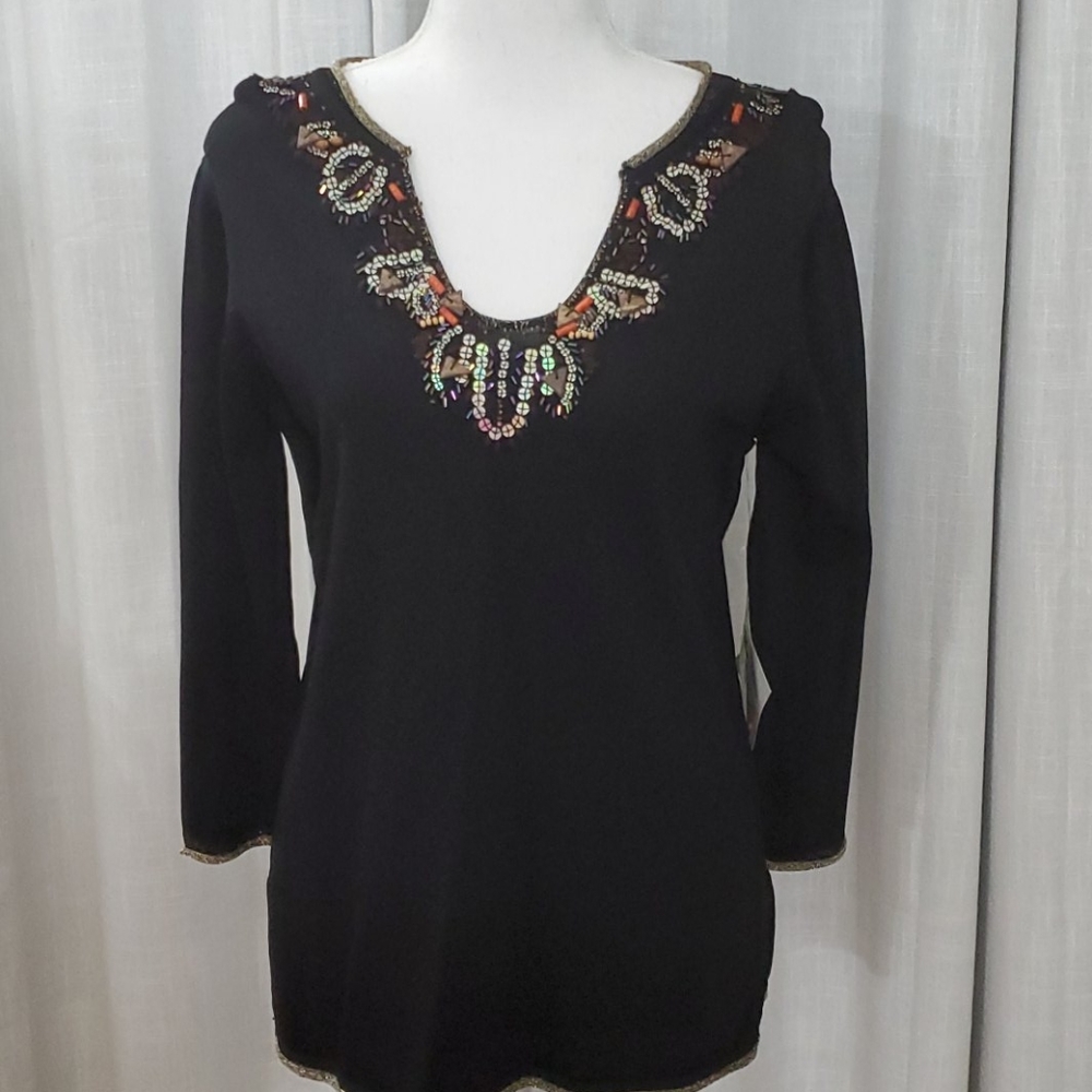 Joesph A.  Black Sweater  NWT size medium